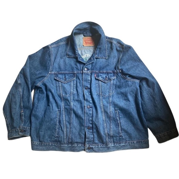 Levi's MCM blue denim jacket with embroidery - Picture 3 of 5